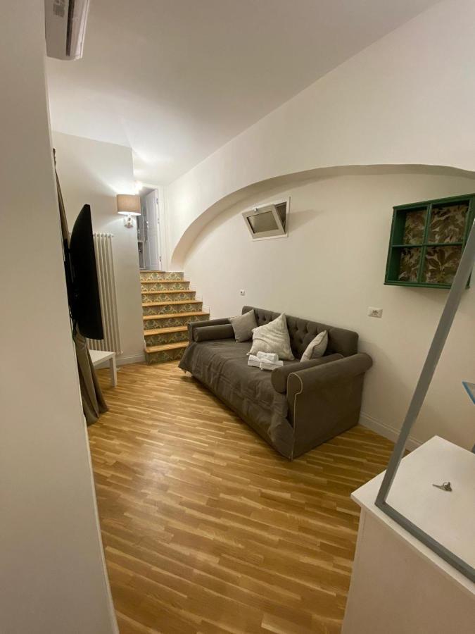 Alcapri Suite Napoli Centro Eksteriør billede