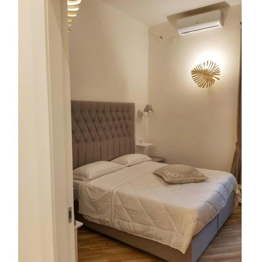 Alcapri Suite Napoli Centro Eksteriør billede