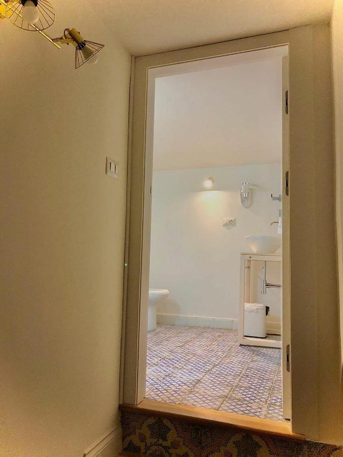Alcapri Suite Napoli Centro Eksteriør billede