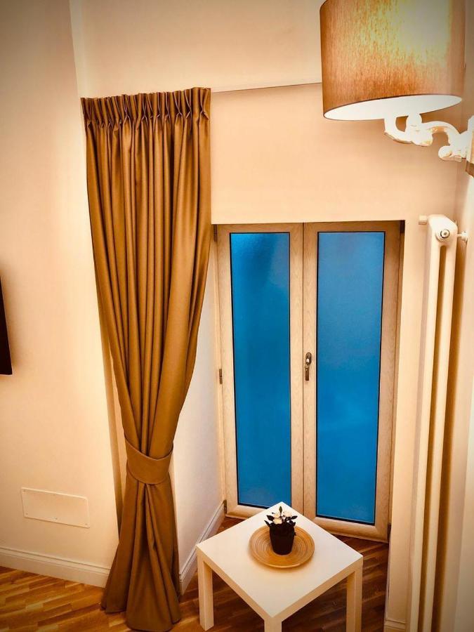Alcapri Suite Napoli Centro Eksteriør billede